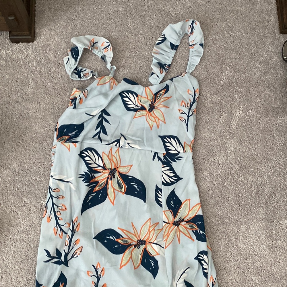 Thea Ruffle Hem Split Dress - Picture 2 of 4
